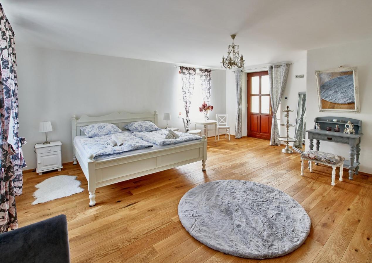 Vila Stary Mlyn Prosec pod Jestedem Exterior foto